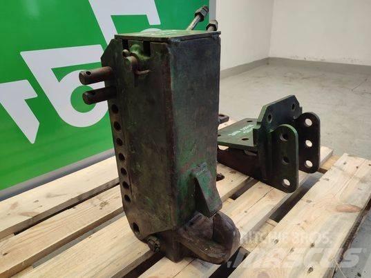 John Deere 3220 hook Hytter och interiör