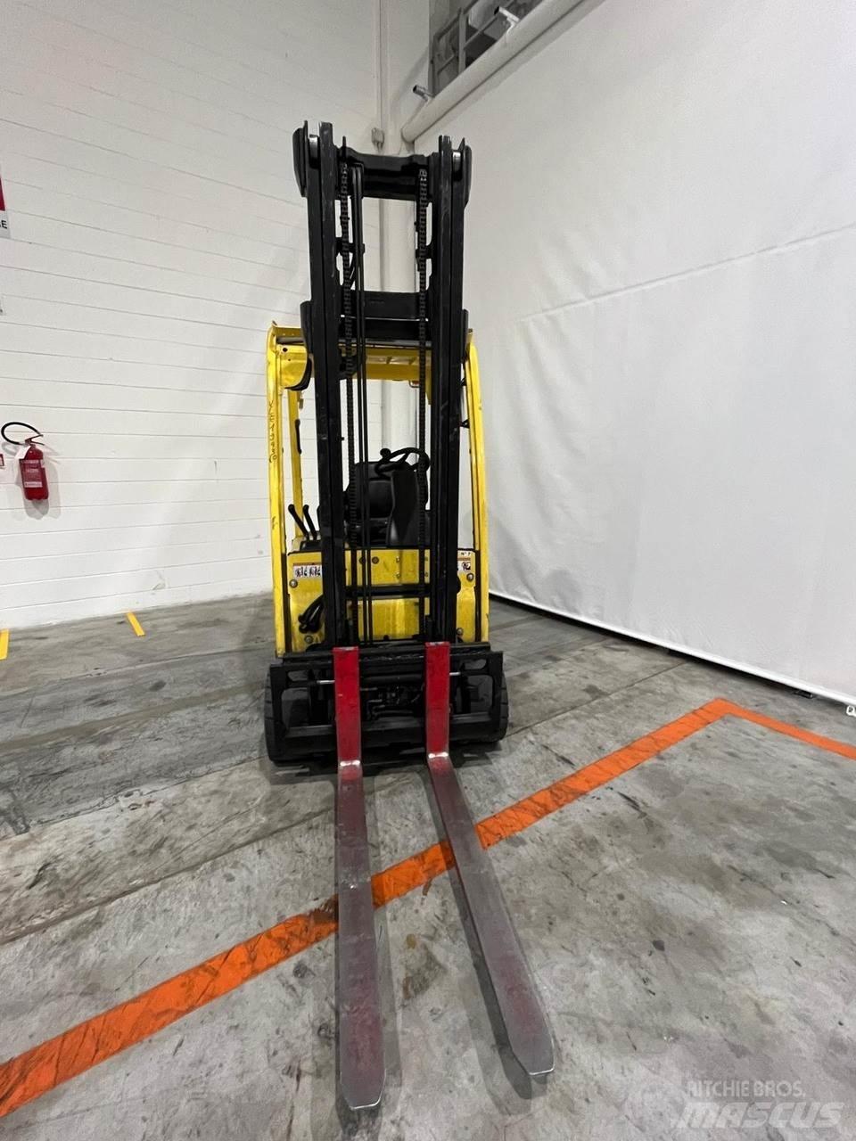 Hyster J2.0XN Elmotviktstruckar
