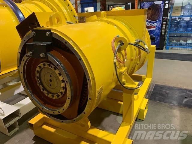 Komatsu 830 E Midjestyrd dumper