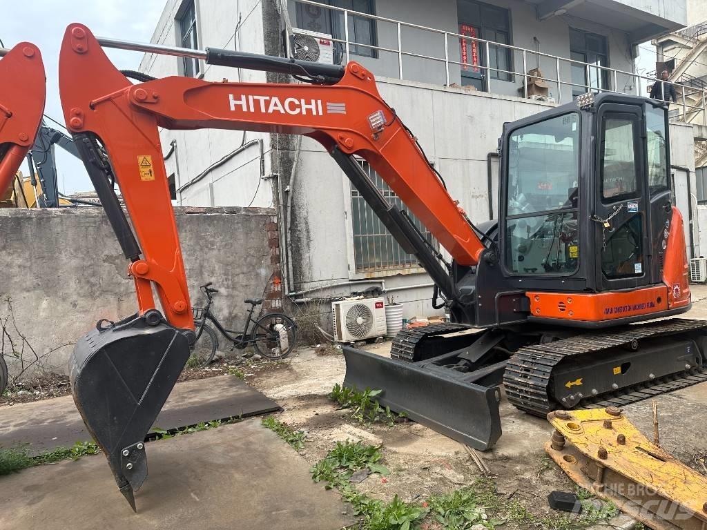 Hitachi ZX68USR-5A Minigrävare < 7t
