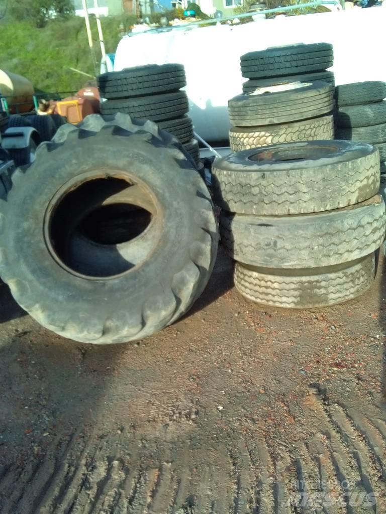  INDUSTRIAL TIRES Däck, hjul och fälgar