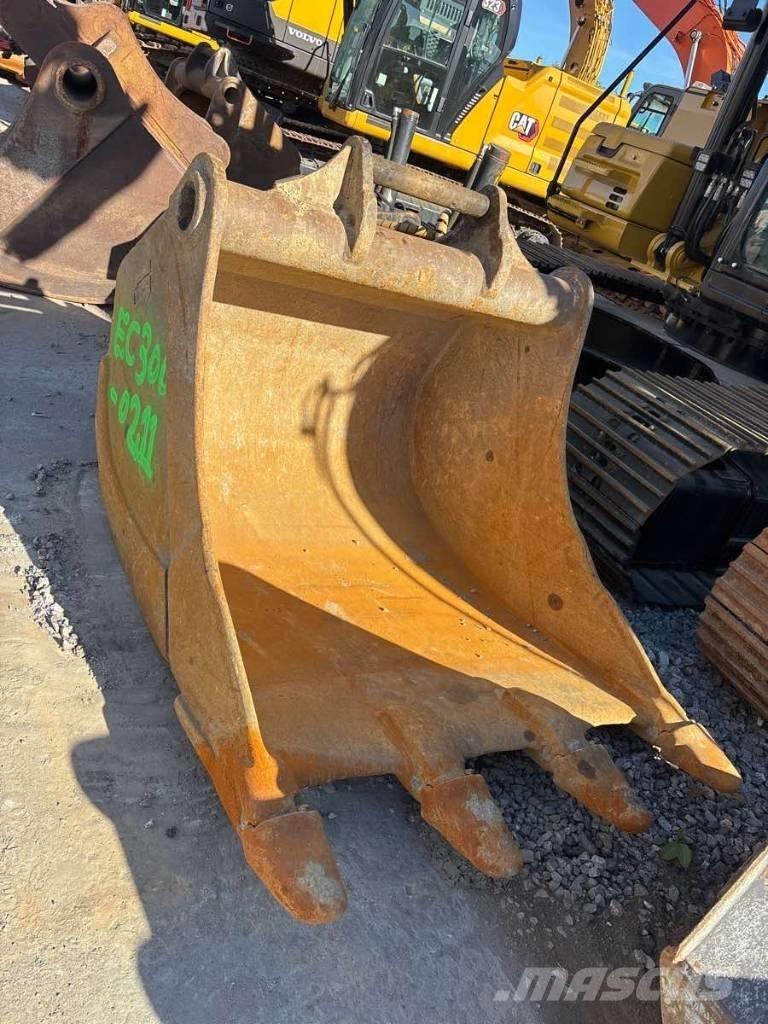 Volvo EC 300 EL Bandgrävare