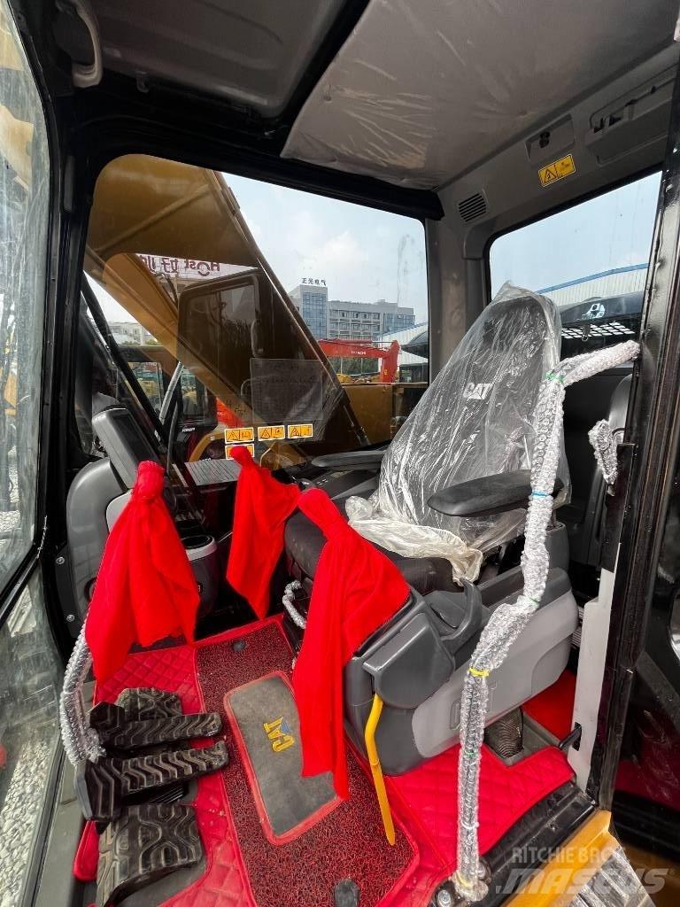 CAT 320 D2L Bandgrävare