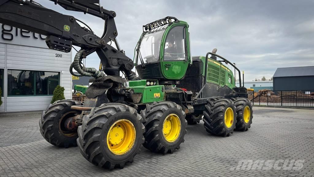 John Deere 1270 G Skördare