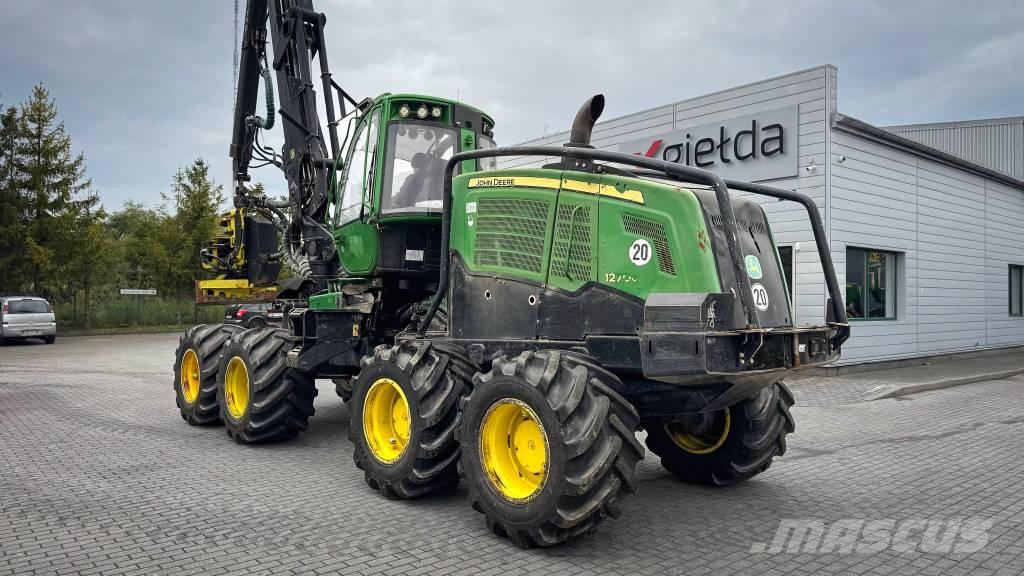 John Deere 1270 G Skördare