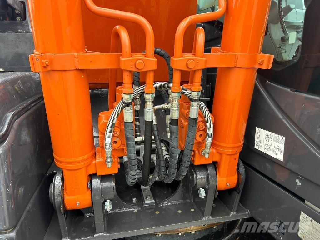 Hitachi ZX130 LCN-7 Bandgrävare