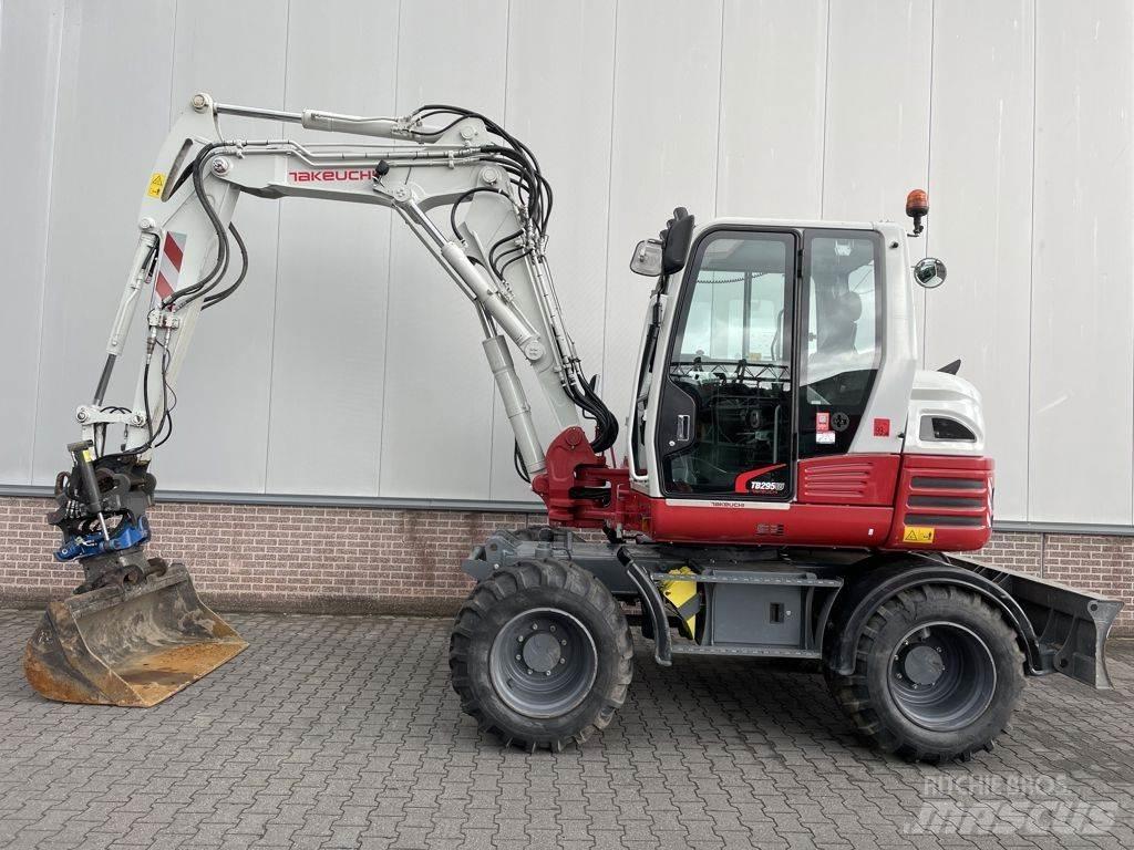 Takeuchi TB295W Hjulgrävare