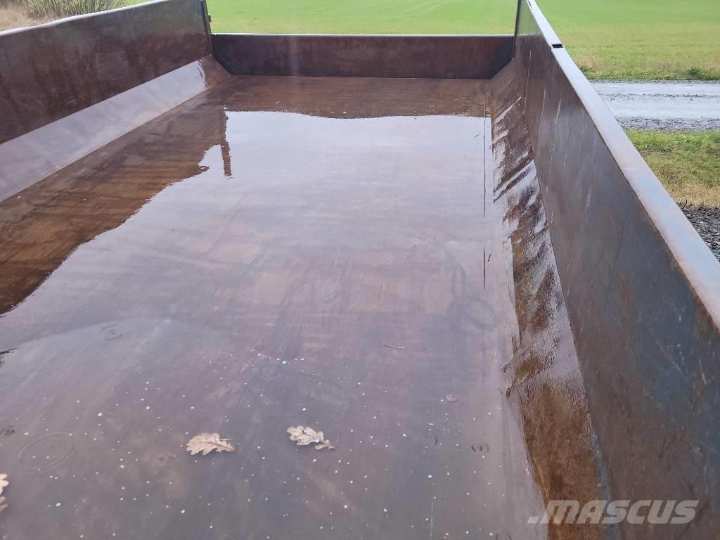 Bala TKS 1112 Tippvagnar