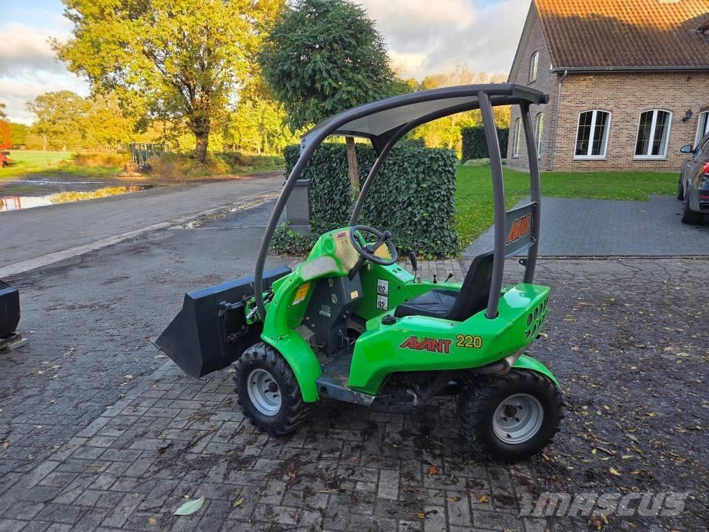 Avant 220 Kompaktlastare