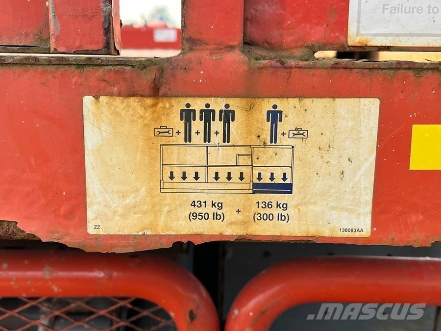 SkyJack SJ6826RT Saxliftar