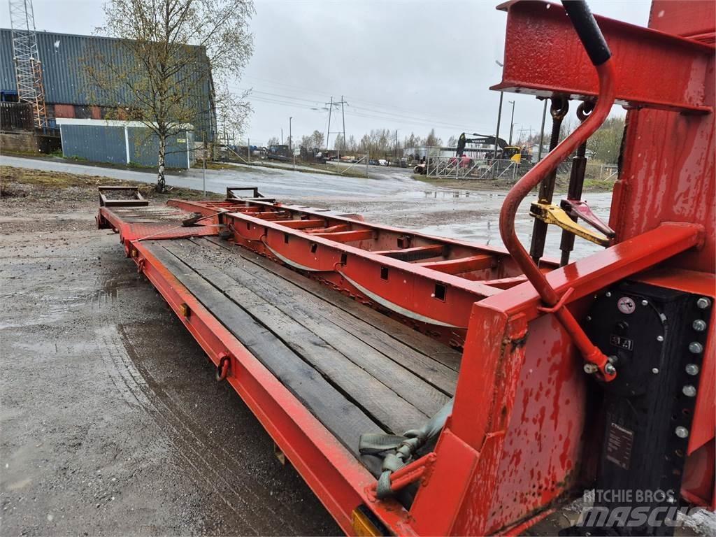Sisu E13 450 Övriga bilar