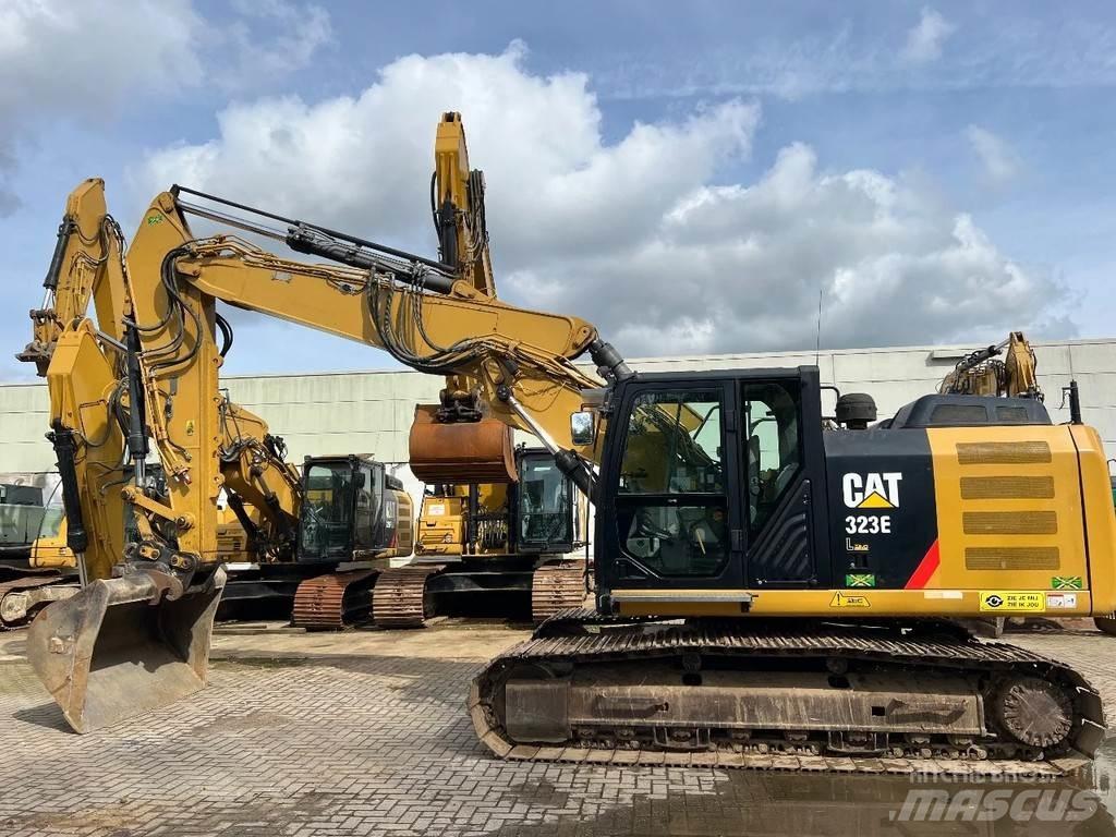 CAT 323E Bandgrävare