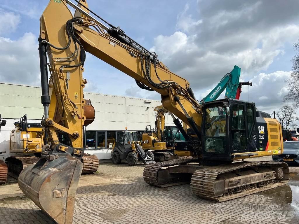 CAT 323E Bandgrävare