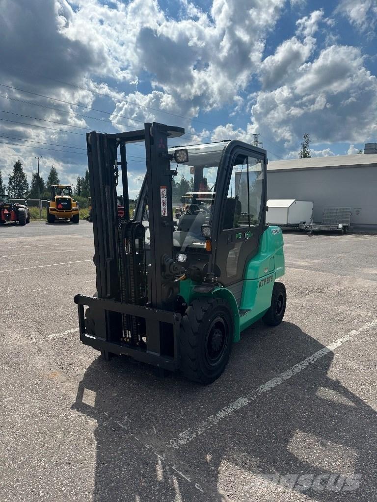 Mitsubishi FD40N Dieselmotviktstruckar