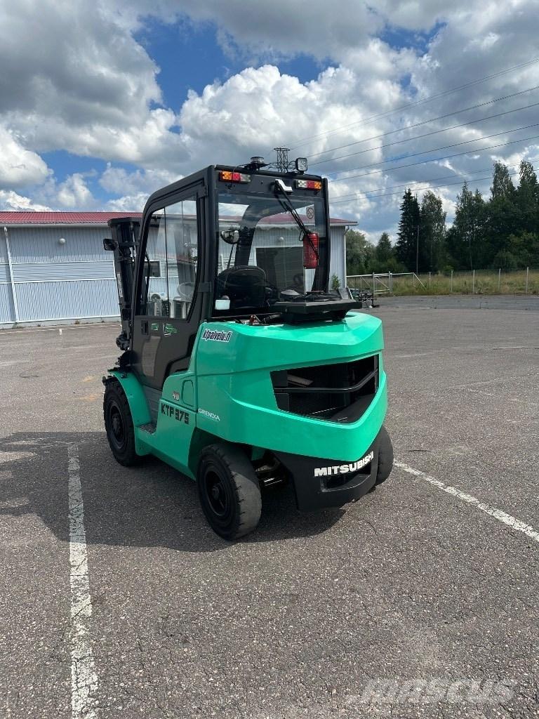 Mitsubishi FD40N Dieselmotviktstruckar