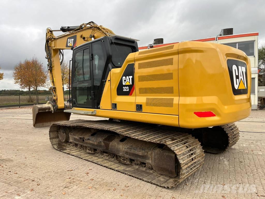CAT 323 07A Bandgrävare