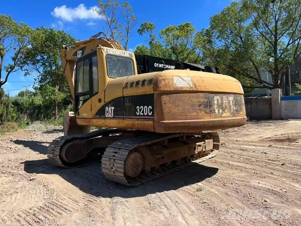 CAT 320 C Bandgrävare