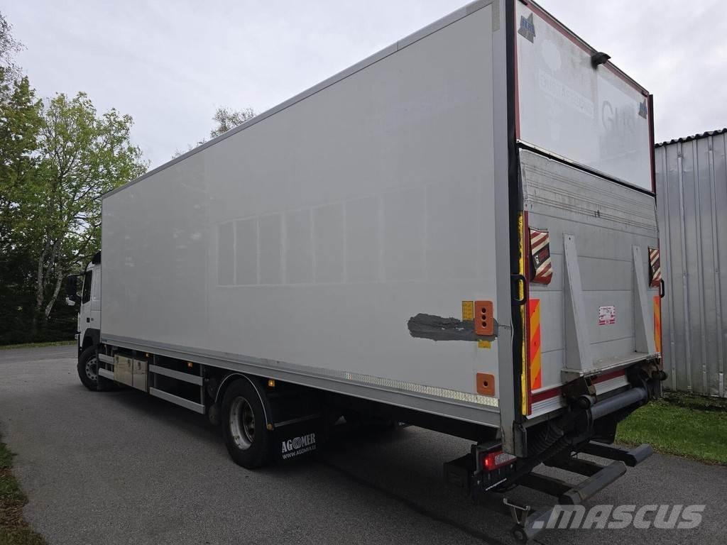 Volvo FM330 4X2 Skåpbilar