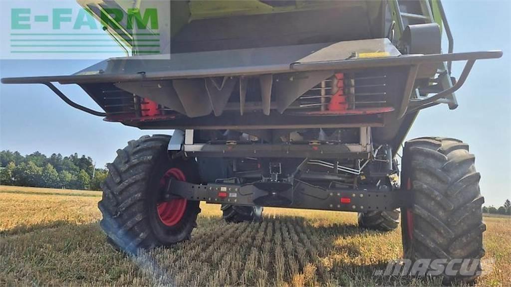 CLAAS tucano 570 Skördetröskor
