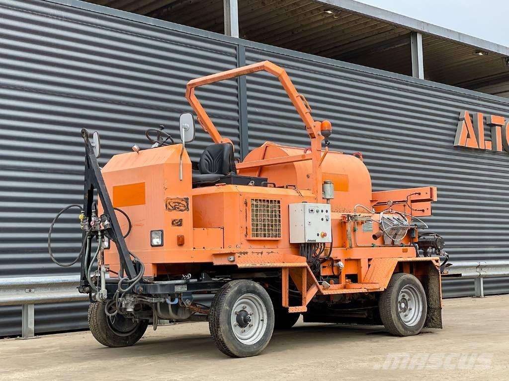  Grün BSM 1200-4R Asfaltsspridare