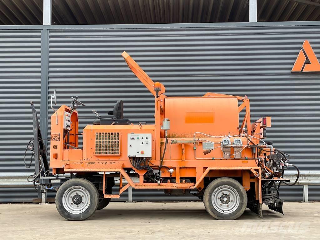  Grün BSM 1200-4R Asfaltsspridare