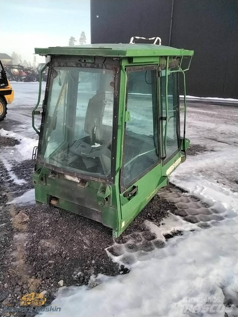 John Deere 1710 Hytter och interiör