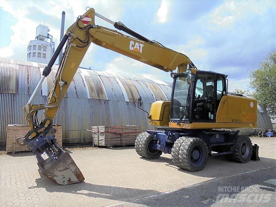 CAT M 320 F Hjulgrävare