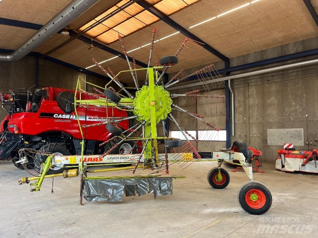 CLAAS Liner 880 L Vändare och luftare