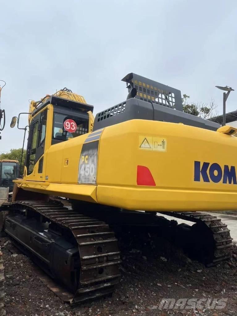 Komatsu PC 450-8 Bandgrävare