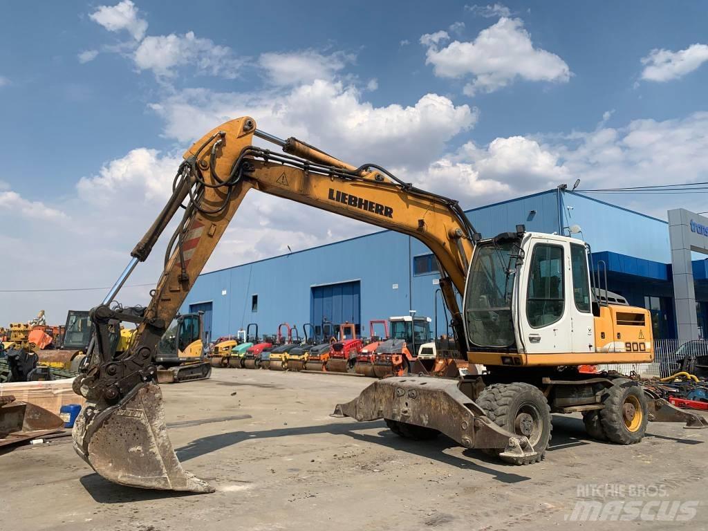Liebherr A 900 C Hjulgrävare