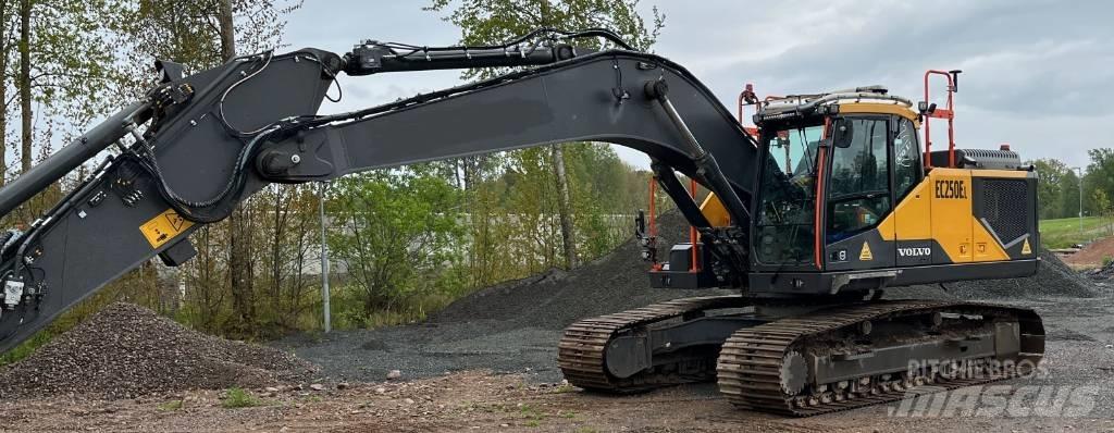 Volvo EC 250 EL Bandgrävare