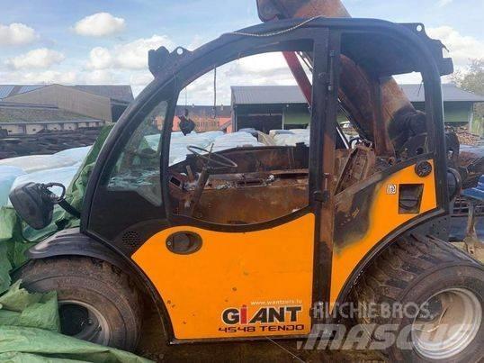 GiANT 4548 Tendo  arm Bommar och stickor