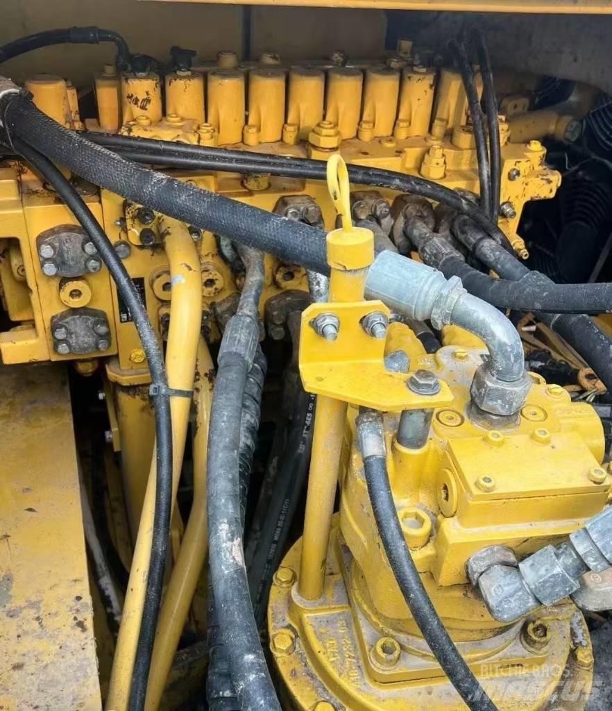 CAT 330GC Bandgrävare