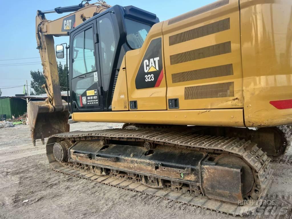 CAT 323 GC Bandgrävare