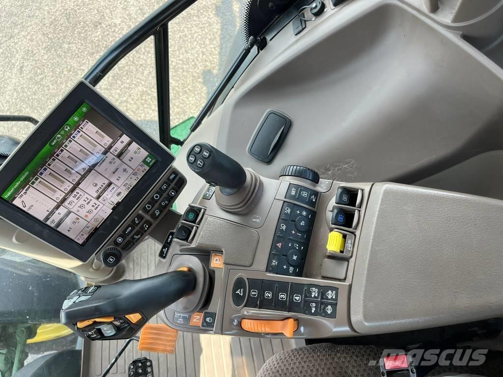 John Deere 6230 R Traktorer