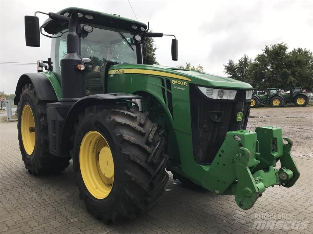 John Deere 8400R Traktorer