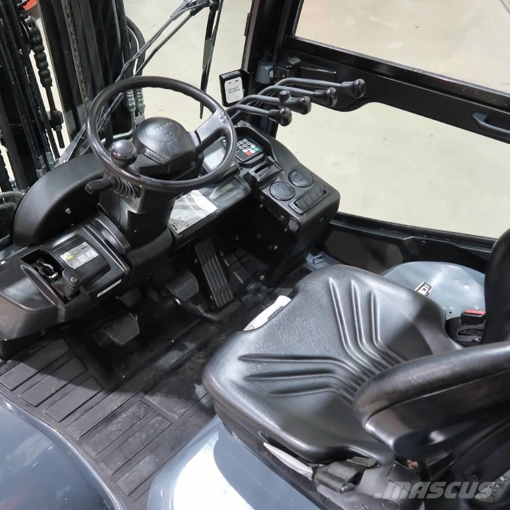 Toyota 40-8FD35N Dieselmotviktstruckar