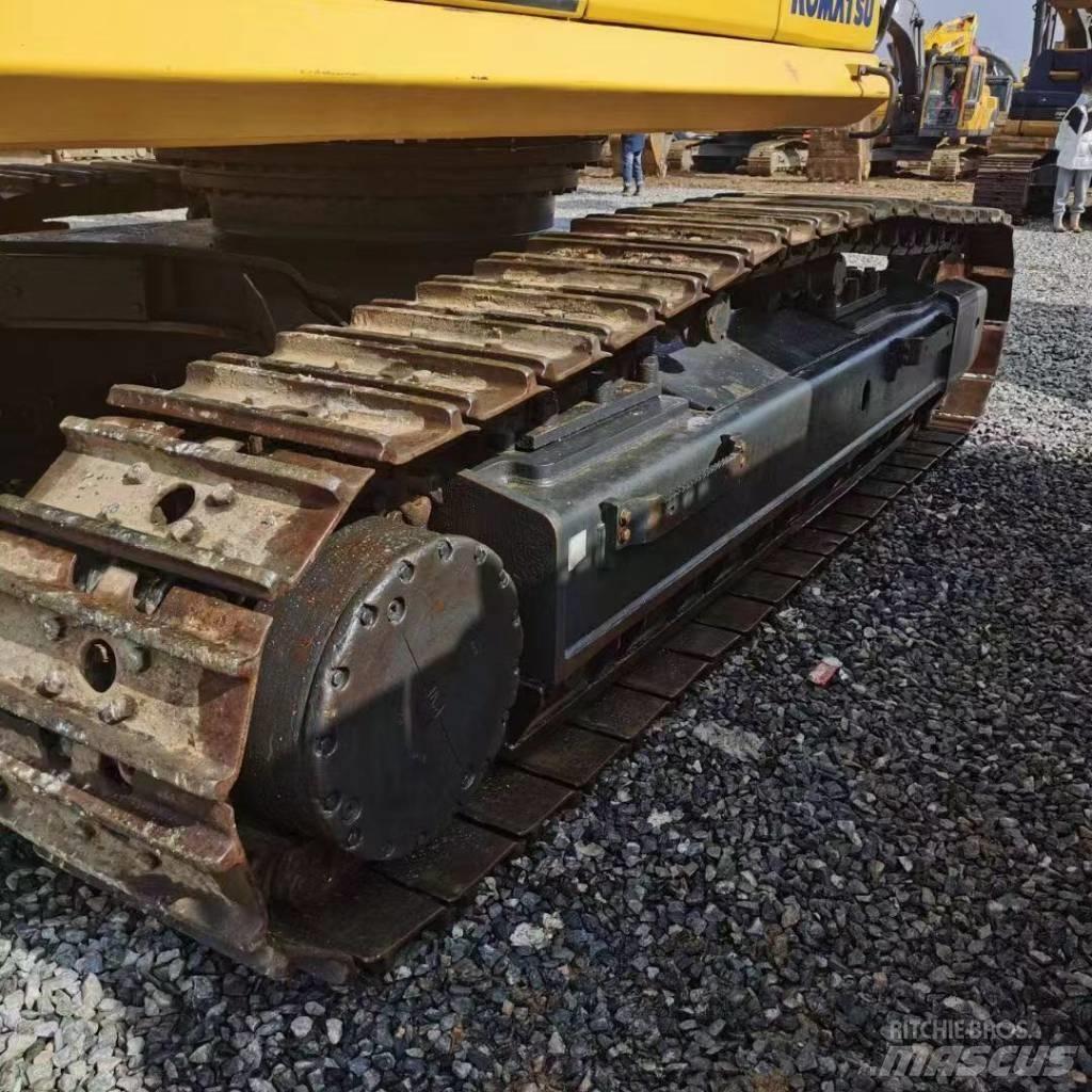 Komatsu 450LC-8 Bandgrävare