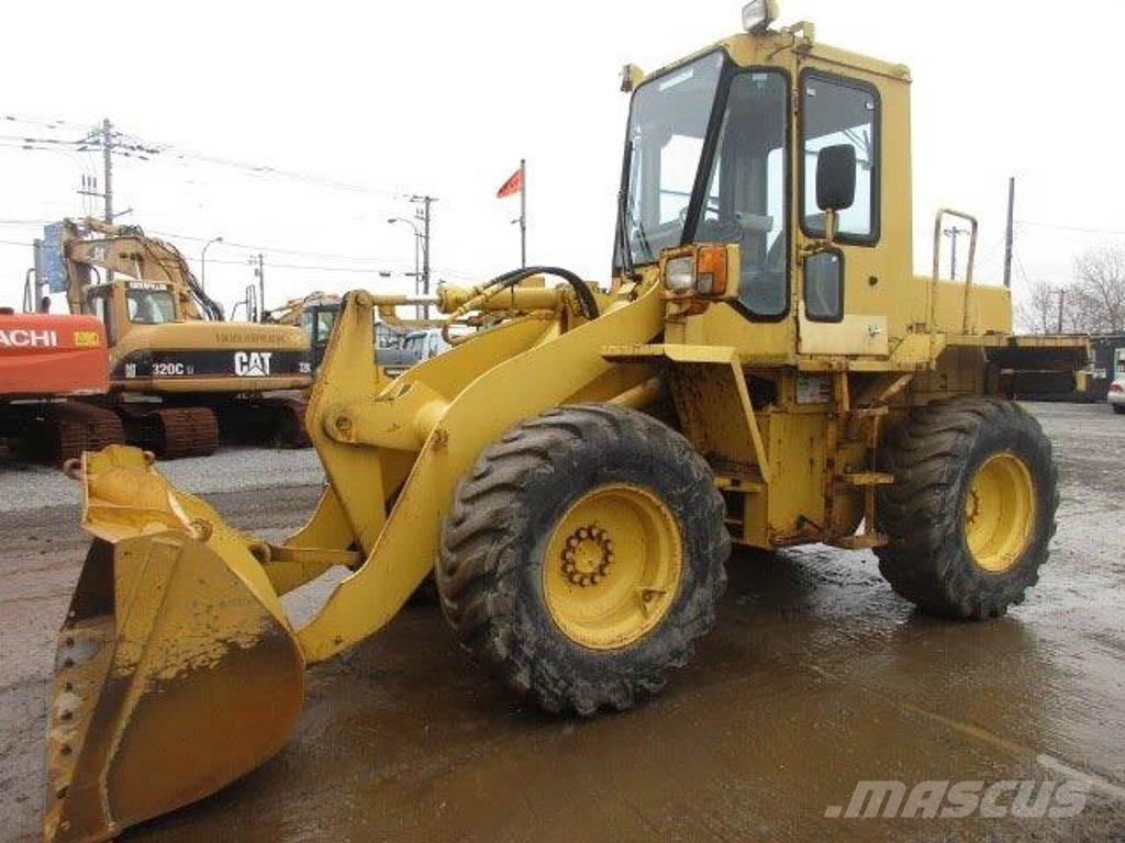 Komatsu WA100-1 Hjullastare