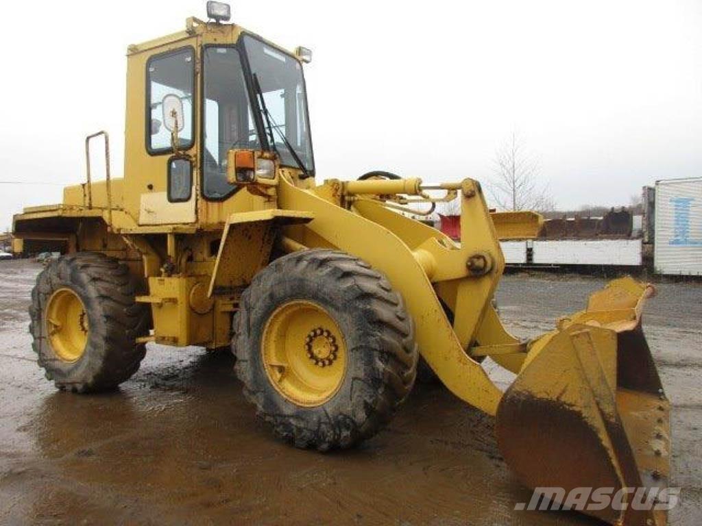 Komatsu WA100-1 Hjullastare