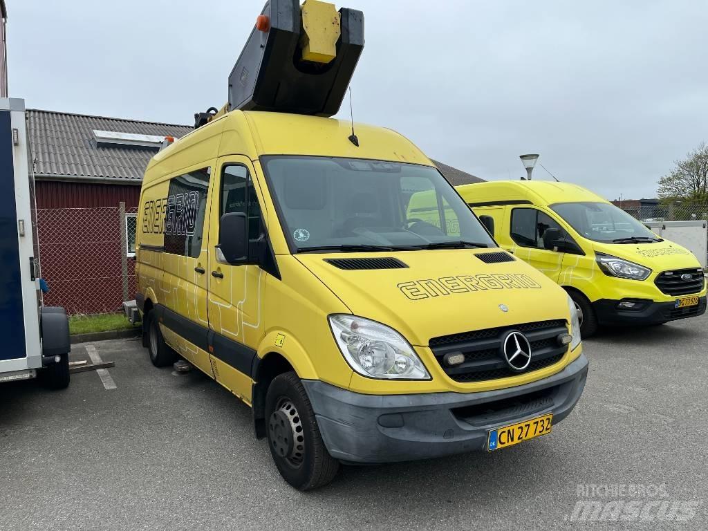 VERSALIFT VT-145-F Billyftar