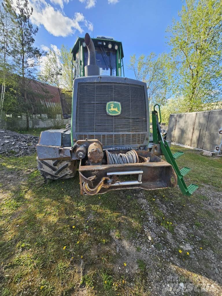 John Deere 1510 G Skotare