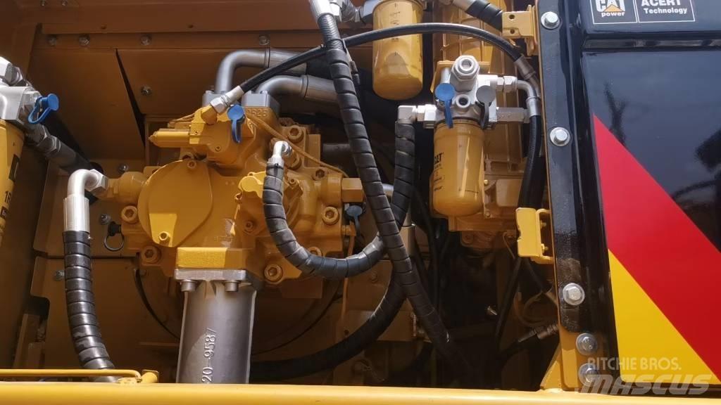 CAT 340 Bandgrävare