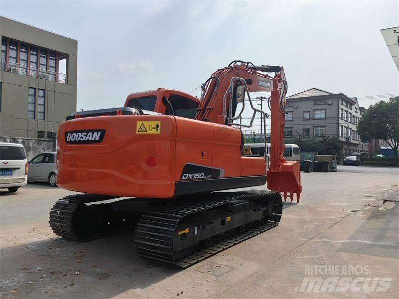 Doosan DX150 Bandgrävare