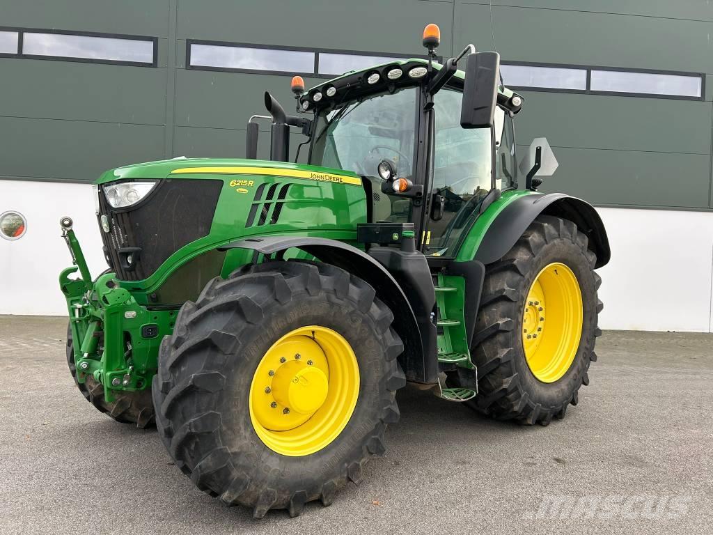 John Deere 6215 R Traktorer
