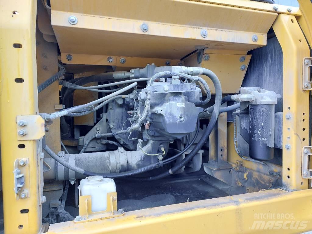 Komatsu PC360LC-11 Bandgrävare