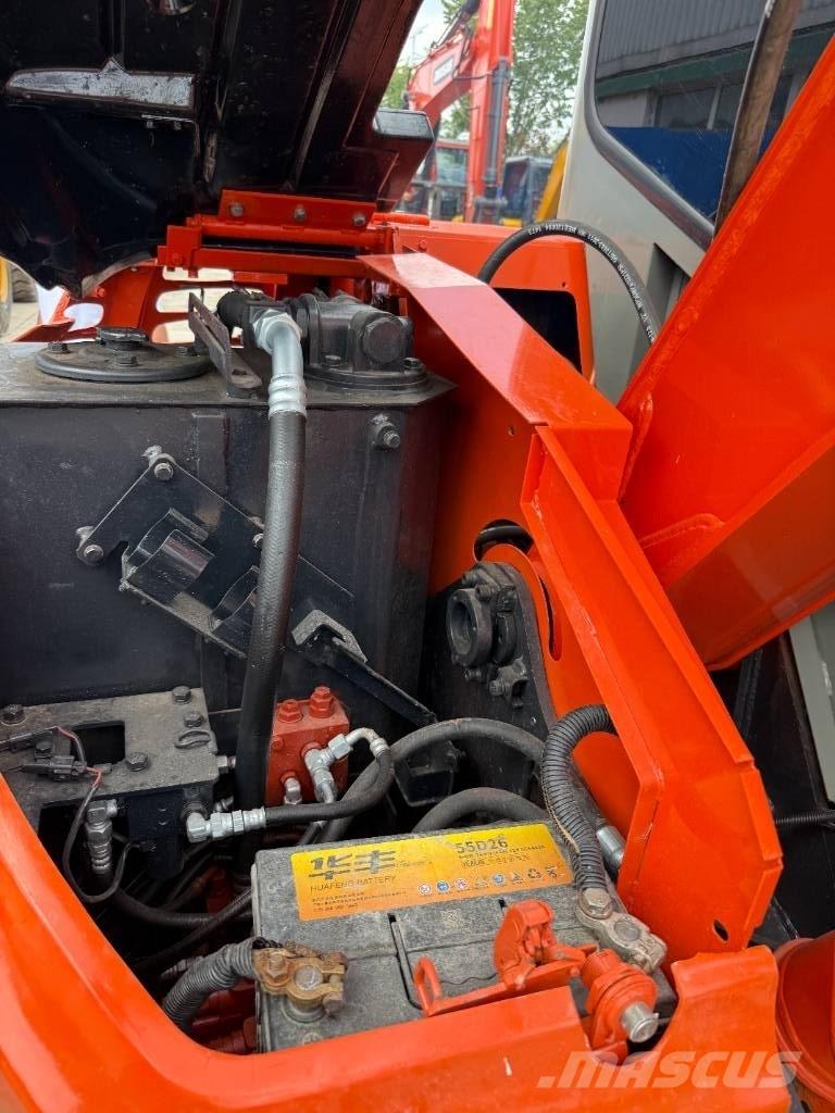 Hitachi Zaxis 55 U Bandgrävare