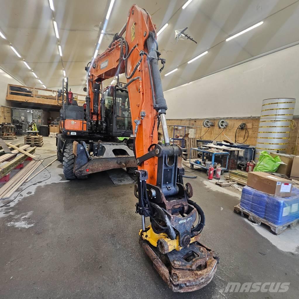 Doosan DX 170 W Hjulgrävare