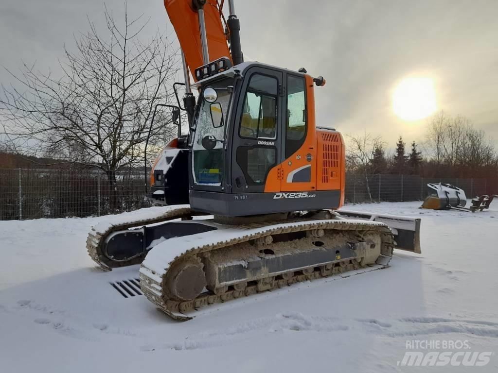 Develon DX 235 LCR-5 Bandgrävare