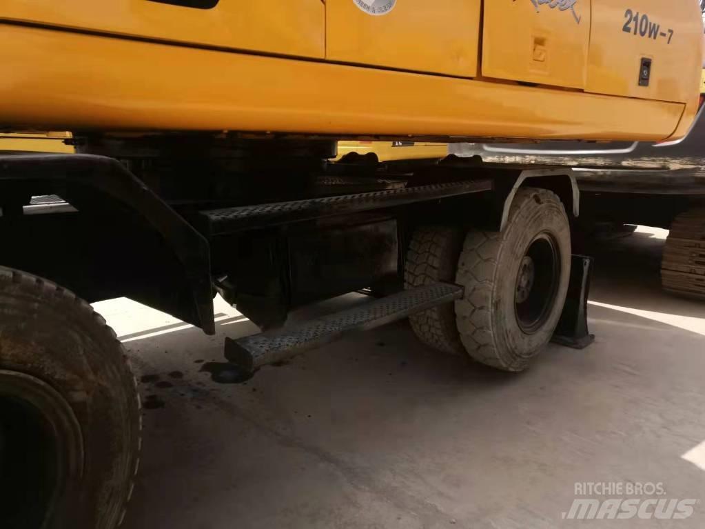 Hyundai 210-7 Hjulgrävare